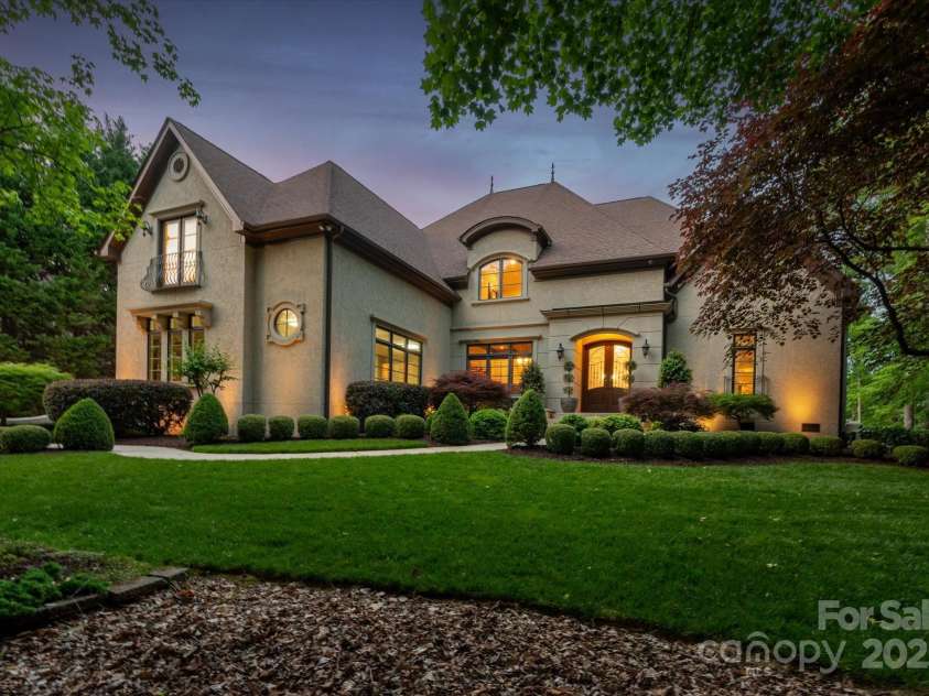 405 Gladelynn Way, Waxhaw, NC 28173.  MLS# CAR4255211, YatesRealty ID 16166. 