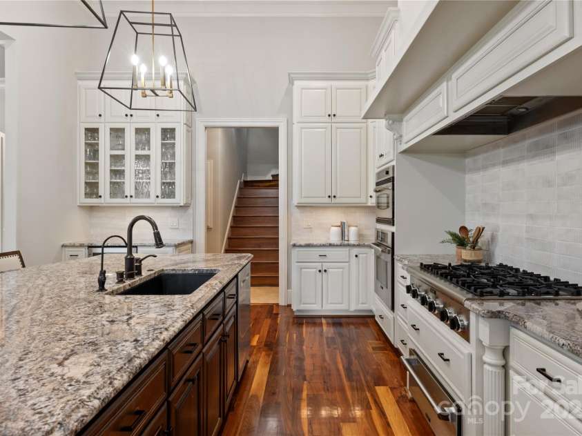 405 Gladelynn Way, Waxhaw, NC 28173.  MLS# CAR4255211, YatesRealty ID 16166. 