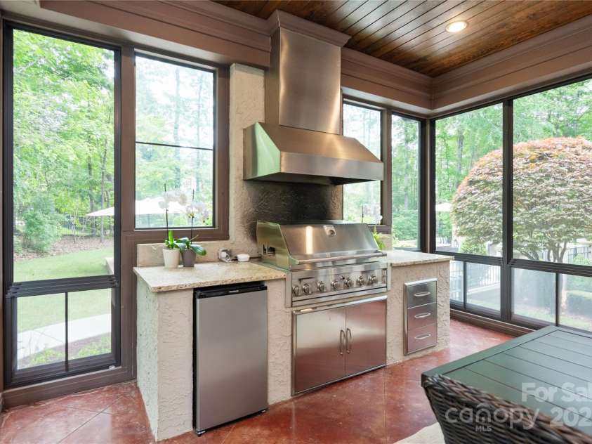 405 Gladelynn Way, Waxhaw, NC 28173.  MLS# CAR4255211, YatesRealty ID 16166. 