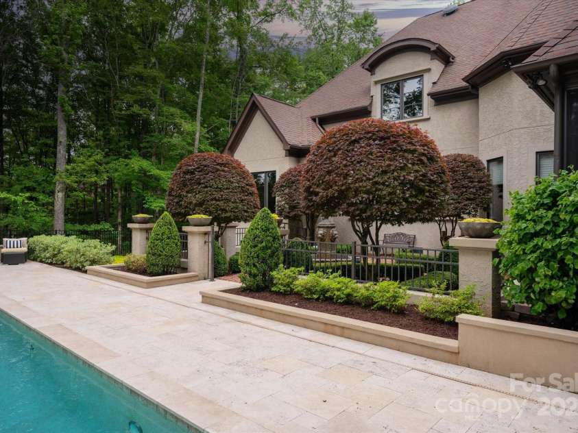 405 Gladelynn Way, Waxhaw, NC 28173.  MLS# CAR4255211, YatesRealty ID 16166. 