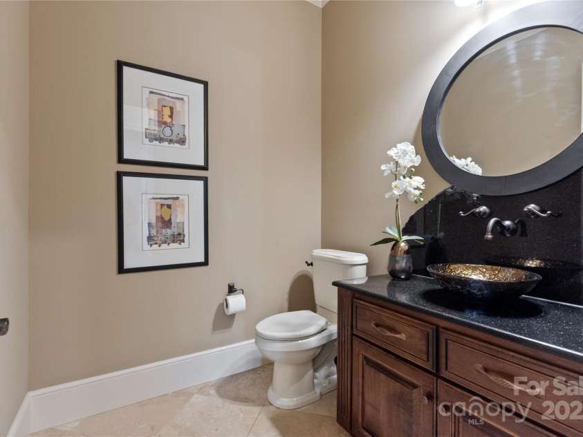 405 Gladelynn Way, Waxhaw, NC 28173.  MLS# CAR4255211, YatesRealty ID 16166. 