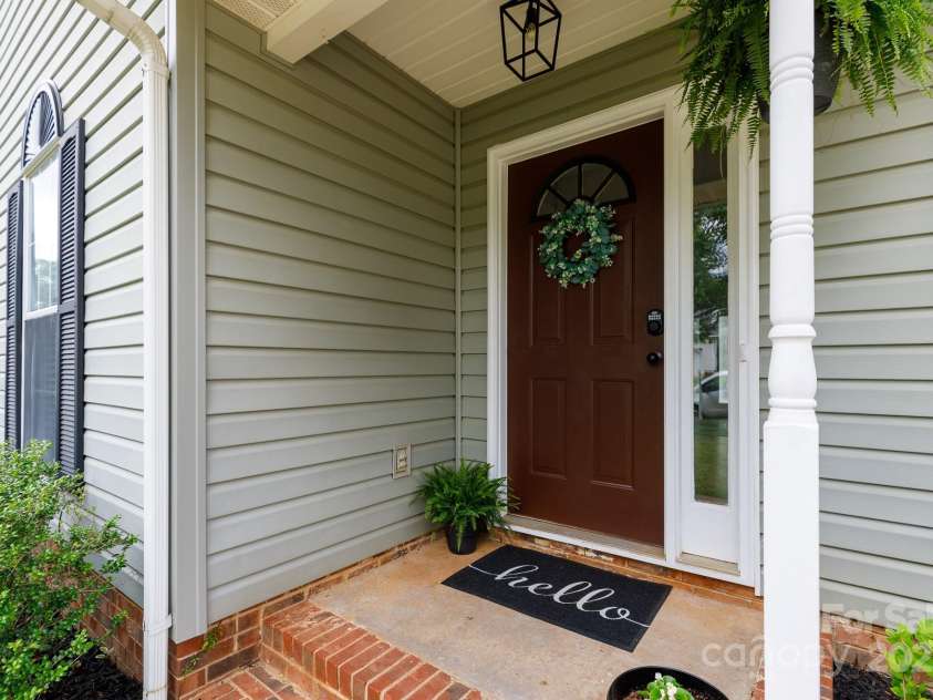 112 Brookshire Drive, Fort Mill, SC 29715.  MLS# CAR4256696, YatesRealty ID 16169. 