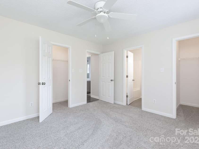 112 Brookshire Drive, Fort Mill, SC 29715.  MLS# CAR4256696, YatesRealty ID 16169. 