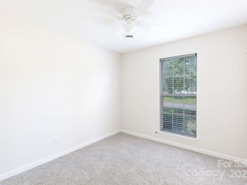 112 Brookshire Drive, Fort Mill, SC 29715.  MLS# CAR4256696, YatesRealty ID 16169. 