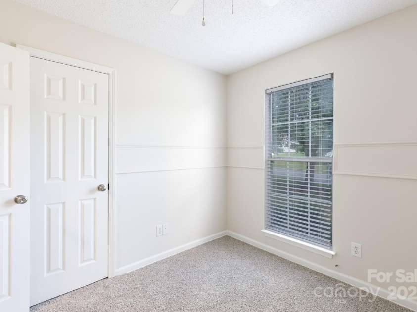 112 Brookshire Drive, Fort Mill, SC 29715.  MLS# CAR4256696, YatesRealty ID 16169. 