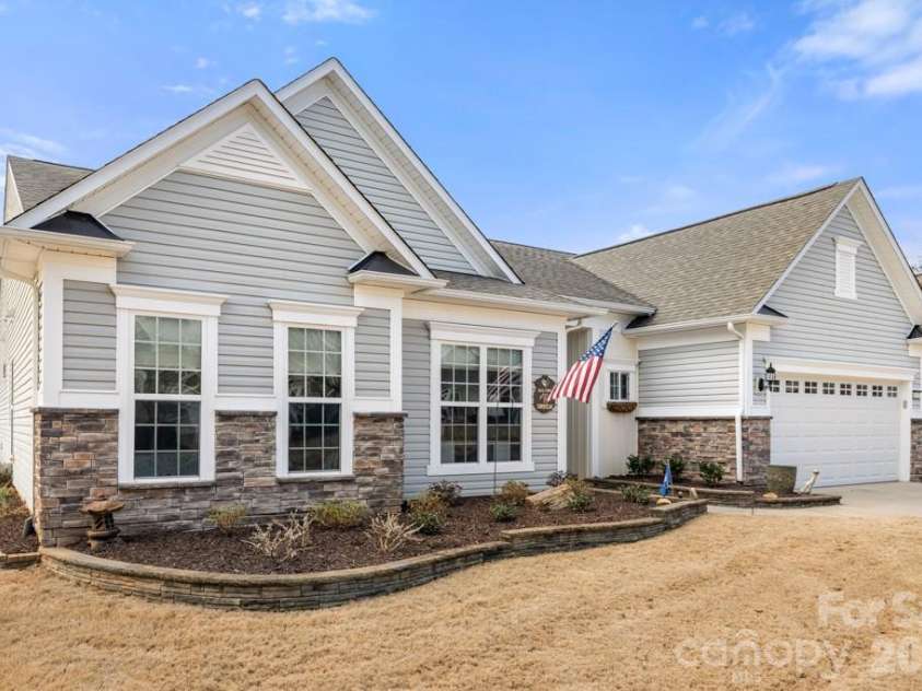9021 Badlands Court, Fort Mill, SC 29707.  MLS# CAR4349018, YatesRealty ID 16169. 