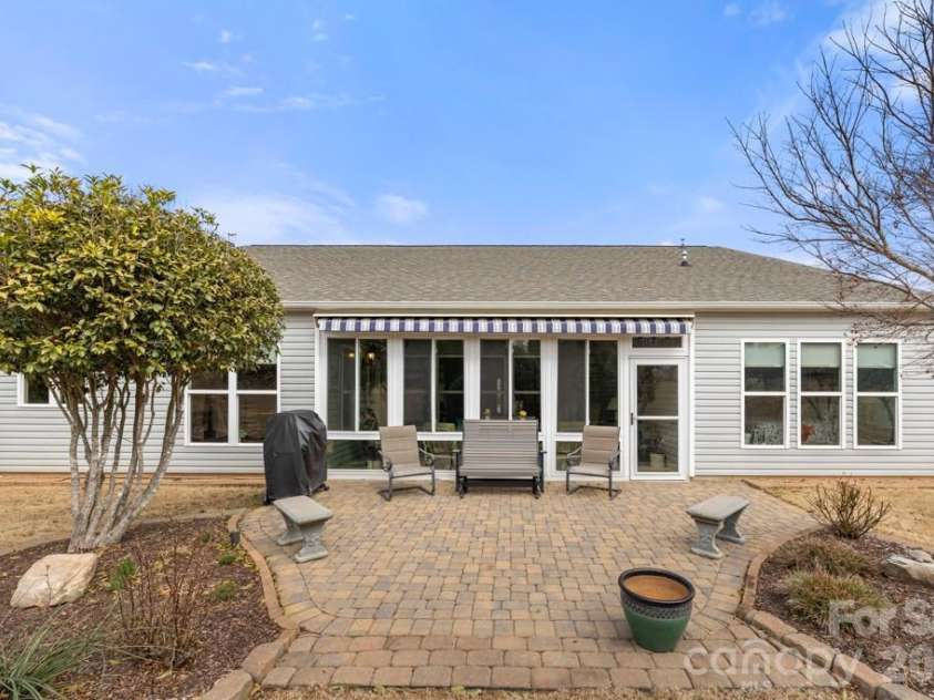 9021 Badlands Court, Fort Mill, SC 29707.  MLS# CAR4349018, YatesRealty ID 16169. 