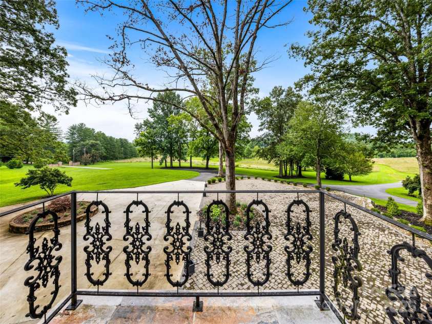 26 Cook Lane, Mills River, NC 28759.  MLS# CAR4301878, YatesRealty ID 1617. 