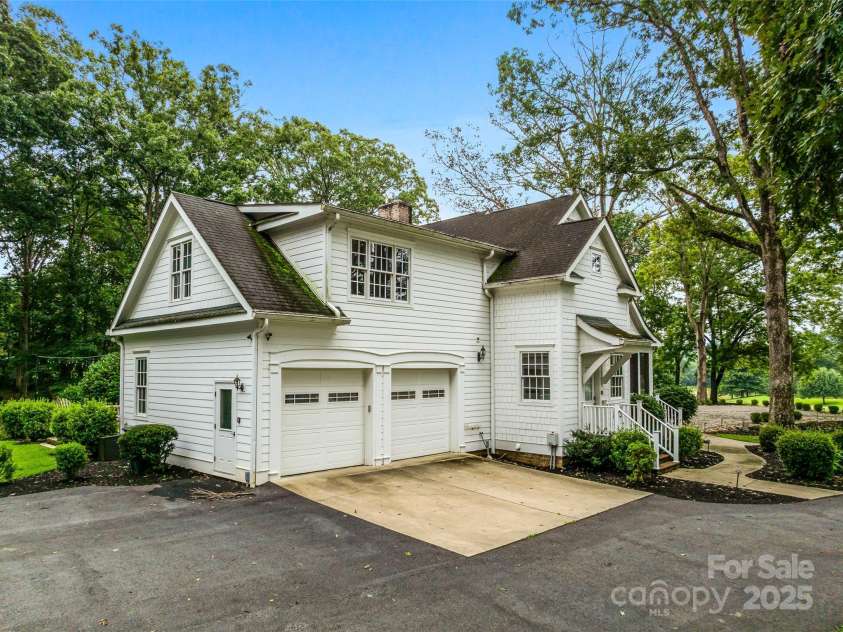 26 Cook Lane, Mills River, NC 28759.  MLS# CAR4301878, YatesRealty ID 1617. 