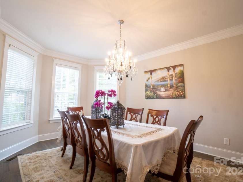 2706 Hilliard Drive, Charlotte, NC 28205.  MLS# CAR4298179, YatesRealty ID 1617. 