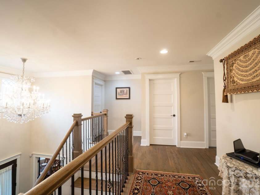 2706 Hilliard Drive, Charlotte, NC 28205.  MLS# CAR4298179, YatesRealty ID 1617. 