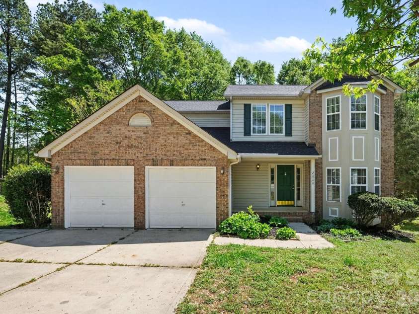 2888 Shadow Brook Court, Concord, NC 28027.  MLS# CAR4368095, YatesRealty ID 16170. 