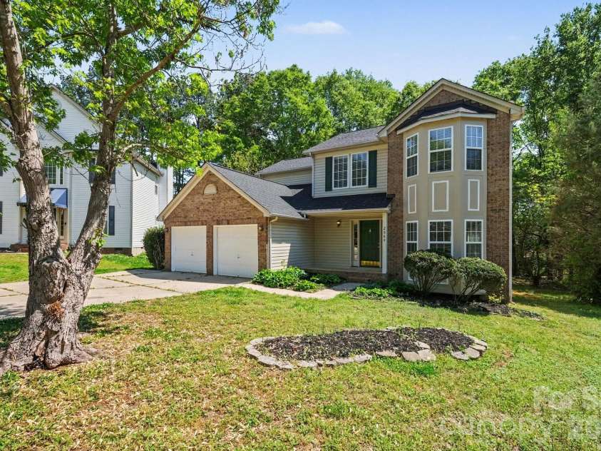 2888 Shadow Brook Court, Concord, NC 28027.  MLS# CAR4368095, YatesRealty ID 16170. 