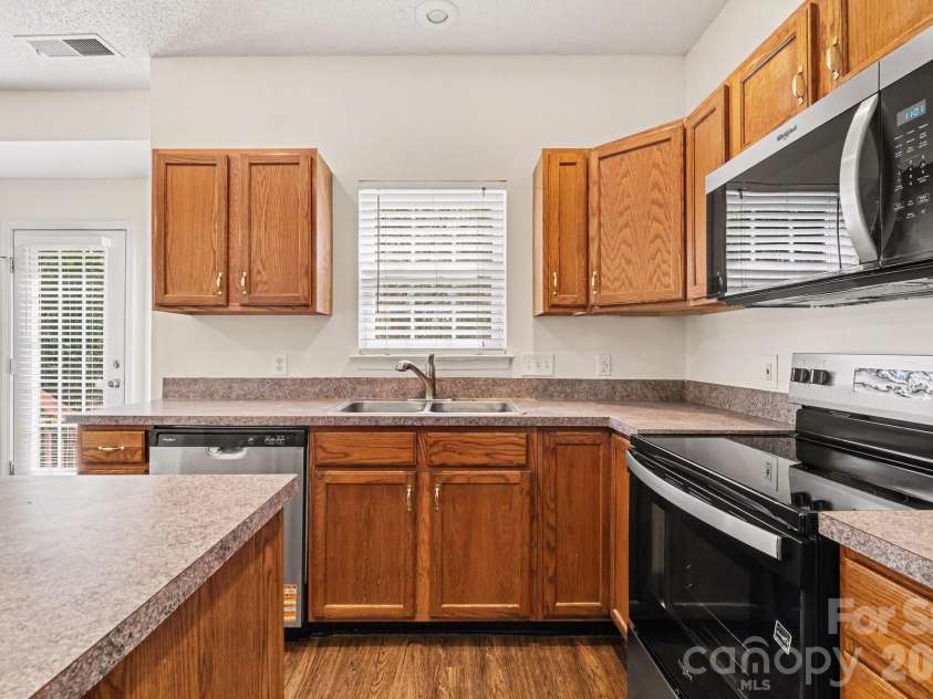 2888 Shadow Brook Court, Concord, NC 28027.  MLS# CAR4368095, YatesRealty ID 16170. 