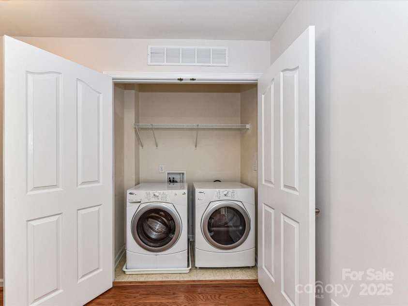 7854 Springs Village Lane, Charlotte, NC 28226.  MLS# CAR4240846, YatesRealty ID 16170. 2nd Level Laundry