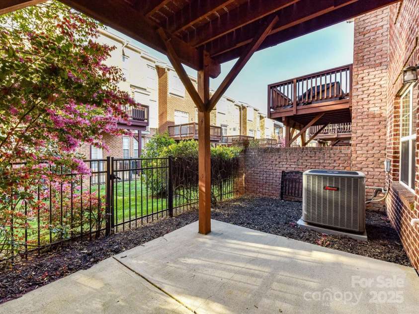7854 Springs Village Lane, Charlotte, NC 28226.  MLS# CAR4240846, YatesRealty ID 16170. Lower Patio