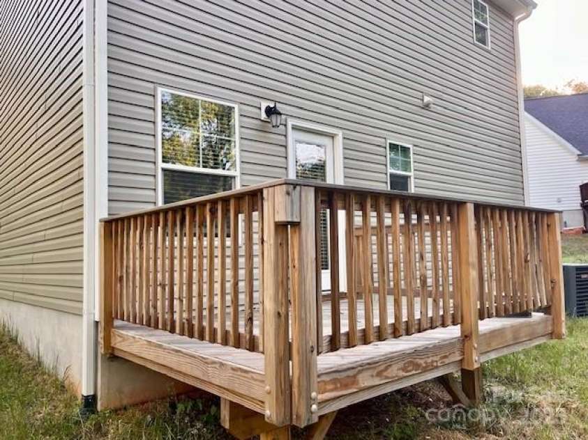 103 Higgins Court, Morganton, NC 28655.  MLS# CAR4263125, YatesRealty ID 16171. 