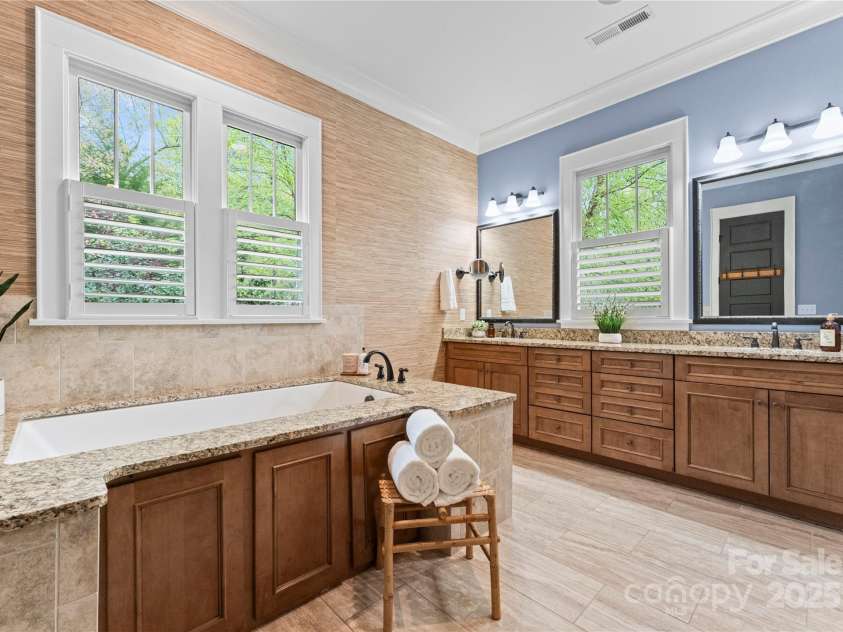 18420 Rosapenny Road, Charlotte, NC 28278.  MLS# CAR4240682, YatesRealty ID 16172. Primary Bathroom Ensuite with heated floors and large walk-in shower