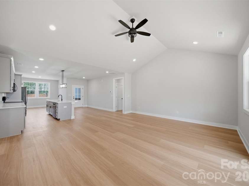 2422 Kimberly Avenue, Morganton, NC 28655.  MLS# CAR4366379, YatesRealty ID 16173. 