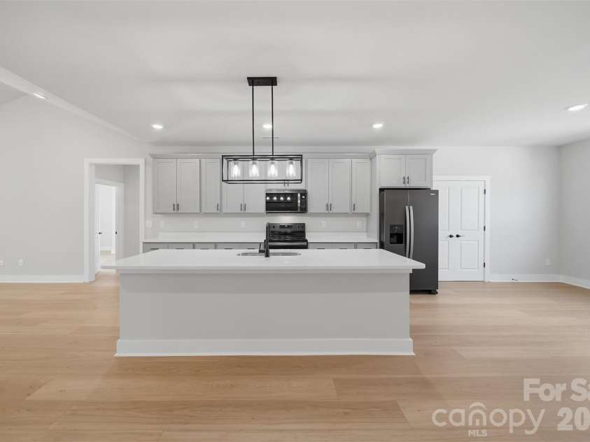 2422 Kimberly Avenue, Morganton, NC 28655.  MLS# CAR4366379, YatesRealty ID 16173. 
