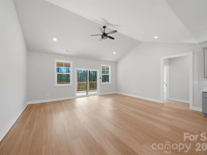 2422 Kimberly Avenue, Morganton, NC 28655.  MLS# CAR4366379, YatesRealty ID 16173. 
