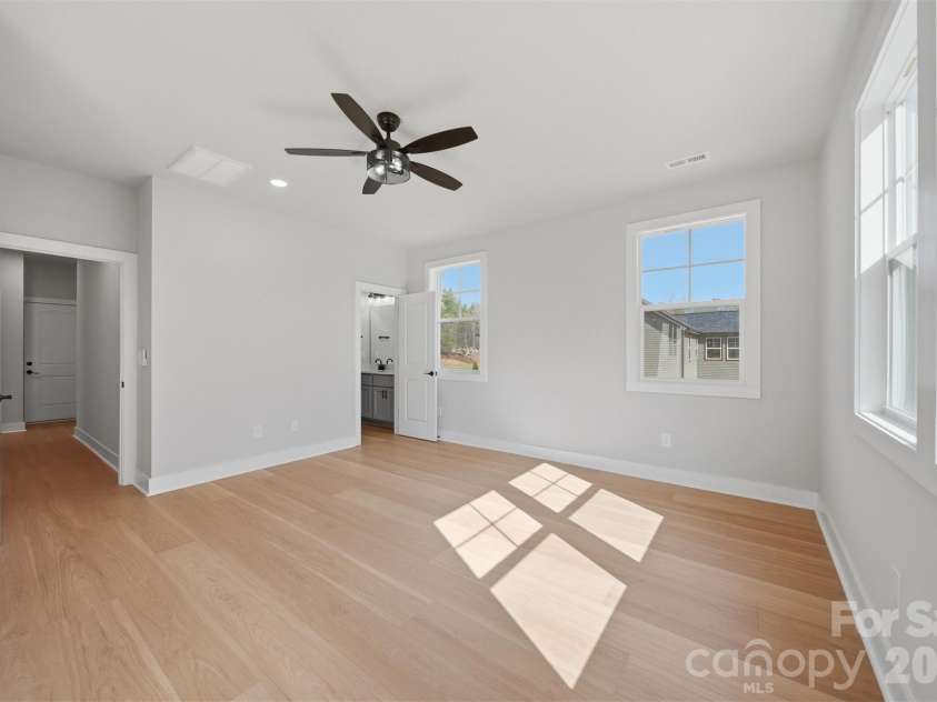 2422 Kimberly Avenue, Morganton, NC 28655.  MLS# CAR4366379, YatesRealty ID 16173. 