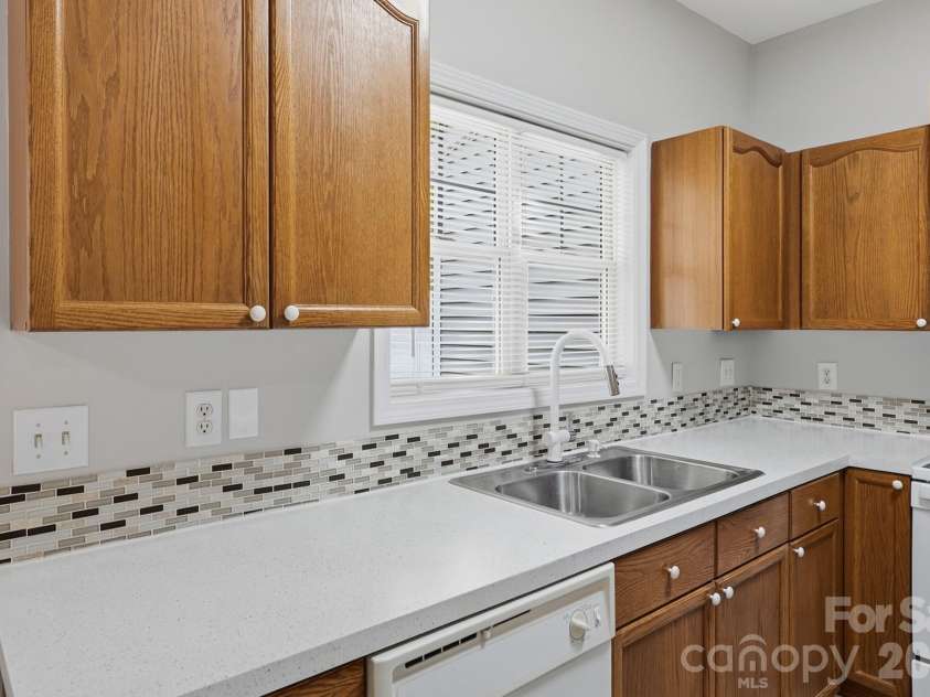 5971 Pisgah Way, Charlotte, NC 28217.  MLS# CAR4369592, YatesRealty ID 16174. 