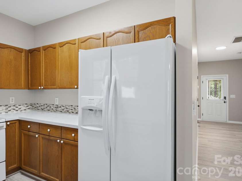 5971 Pisgah Way, Charlotte, NC 28217.  MLS# CAR4369592, YatesRealty ID 16174. 
