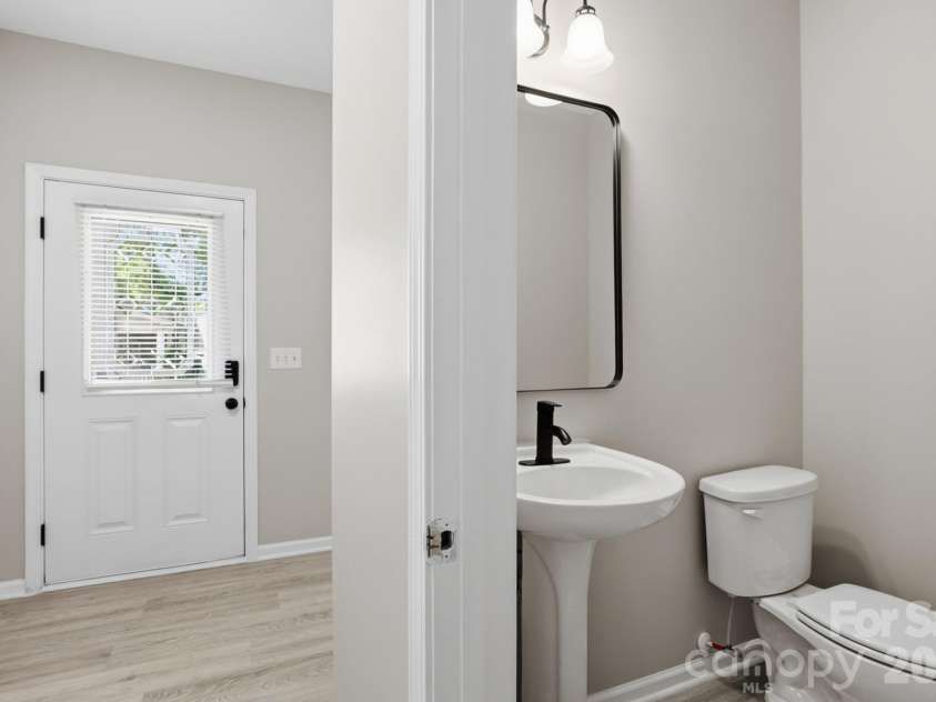 5971 Pisgah Way, Charlotte, NC 28217.  MLS# CAR4369592, YatesRealty ID 16174. 