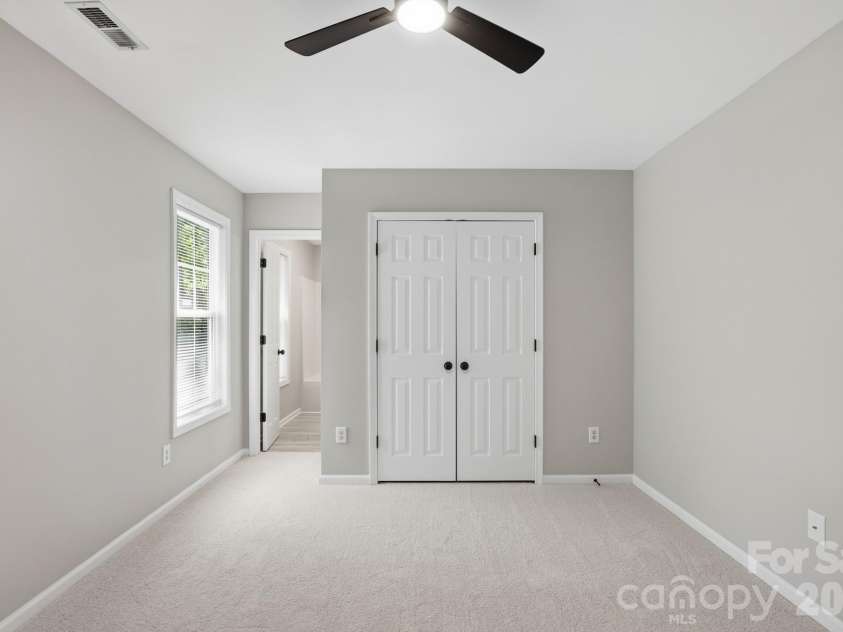 5971 Pisgah Way, Charlotte, NC 28217.  MLS# CAR4369592, YatesRealty ID 16174. 