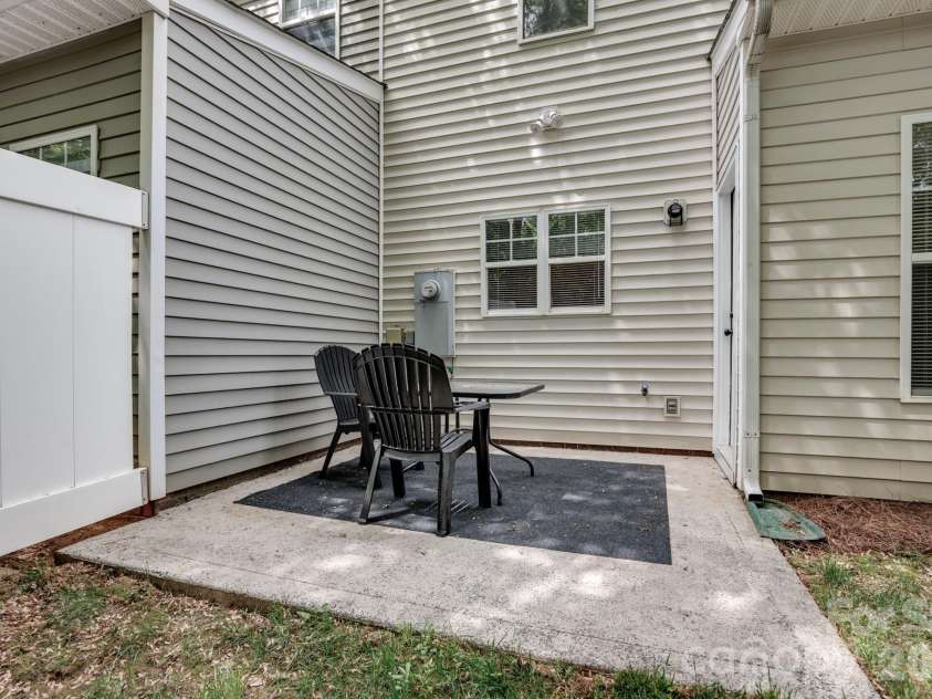 5971 Pisgah Way, Charlotte, NC 28217.  MLS# CAR4369592, YatesRealty ID 16174. 