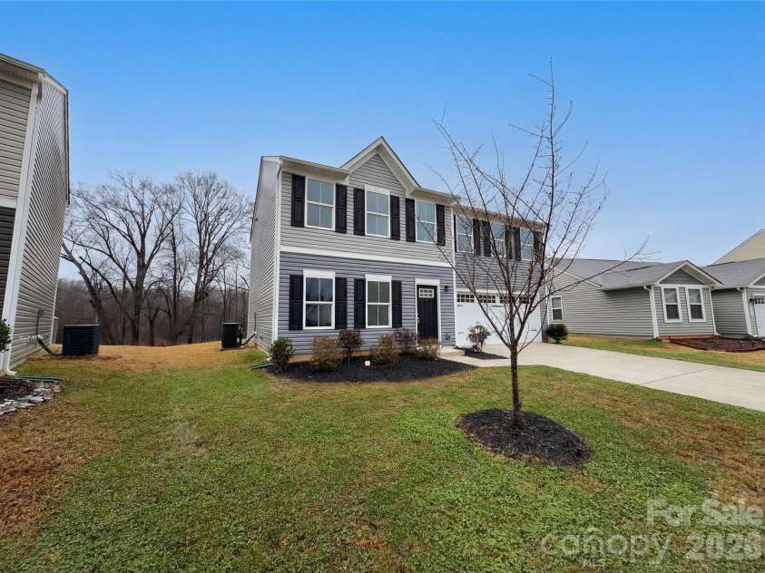 2511 Willow Pond Lane, Concord, NC 28025.  MLS# CAR4351817, YatesRealty ID 16175. 