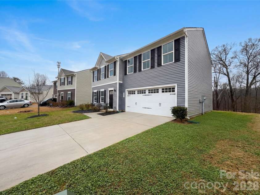 2511 Willow Pond Lane, Concord, NC 28025.  MLS# CAR4351817, YatesRealty ID 16175. 