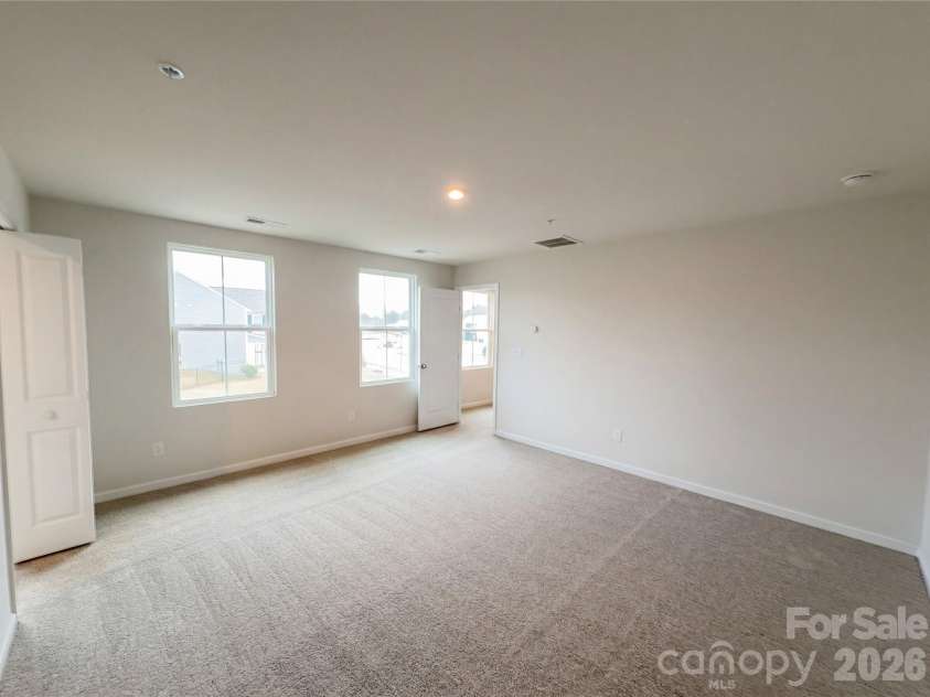 2511 Willow Pond Lane, Concord, NC 28025.  MLS# CAR4351817, YatesRealty ID 16175. 