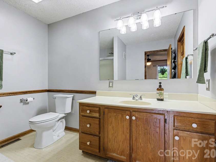 2040 Burke Road, Shelby, NC 28152.  MLS# CAR4367319, YatesRealty ID 16176. ...and large vanity.