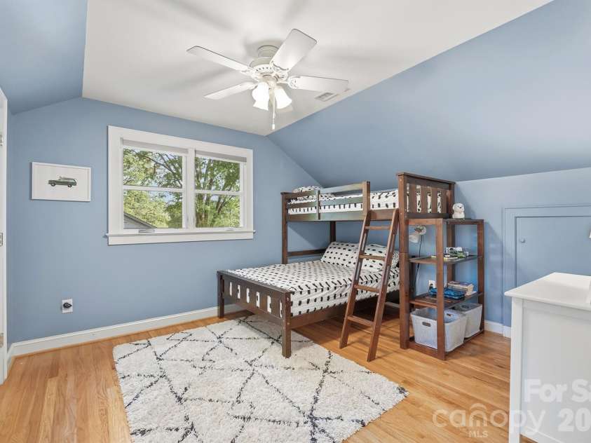 551 7th Street, Hickory, NC 28601.  MLS# CAR4362275, YatesRealty ID 16177. 