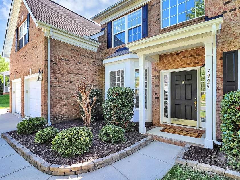 7925 Woodmere Drive, Harrisburg, NC 28075.  MLS# CAR4284394, YatesRealty ID 16178. 