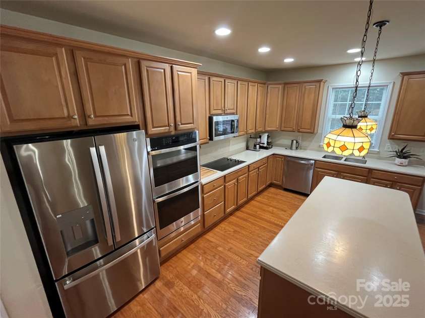 7925 Woodmere Drive, Harrisburg, NC 28075.  MLS# CAR4284394, YatesRealty ID 16178. 