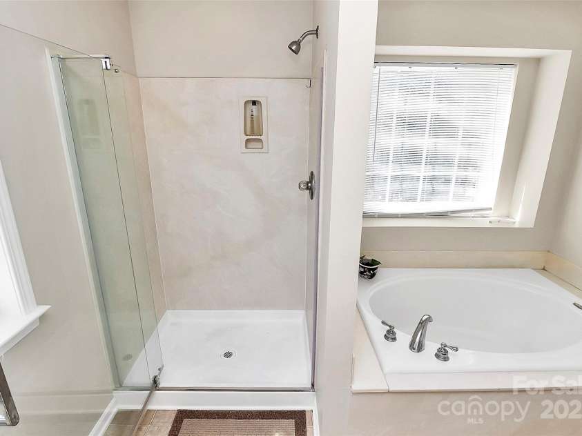 7925 Woodmere Drive, Harrisburg, NC 28075.  MLS# CAR4284394, YatesRealty ID 16178. 