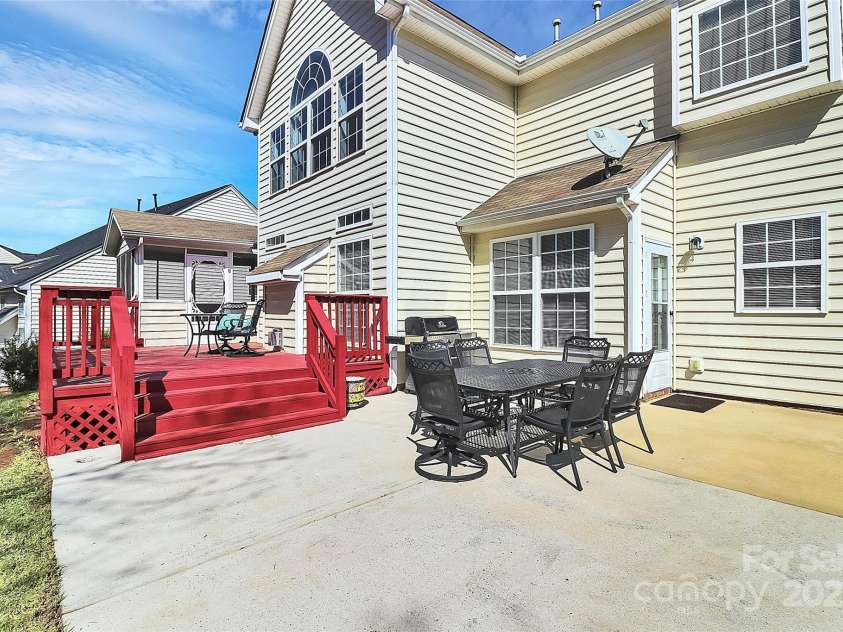 7925 Woodmere Drive, Harrisburg, NC 28075.  MLS# CAR4284394, YatesRealty ID 16178. 