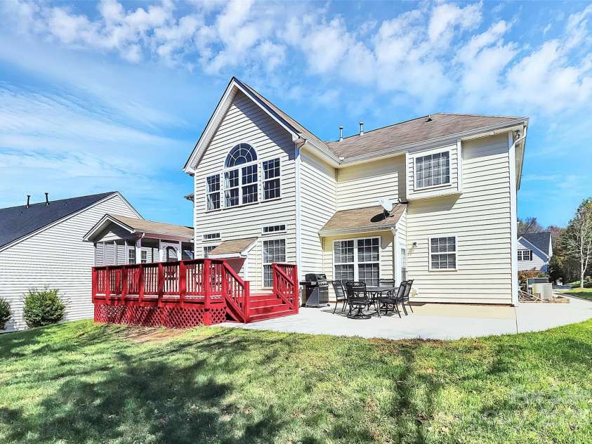 7925 Woodmere Drive, Harrisburg, NC 28075.  MLS# CAR4284394, YatesRealty ID 16178. 