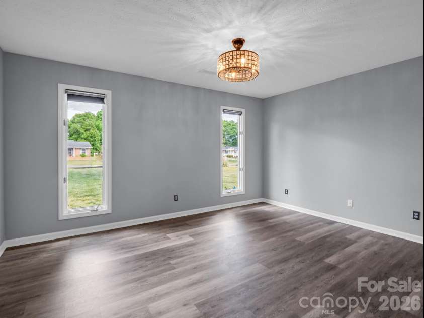 702 Billys Drive, Shelby, NC 28152.  MLS# CAR4372876, YatesRealty ID 16179. 