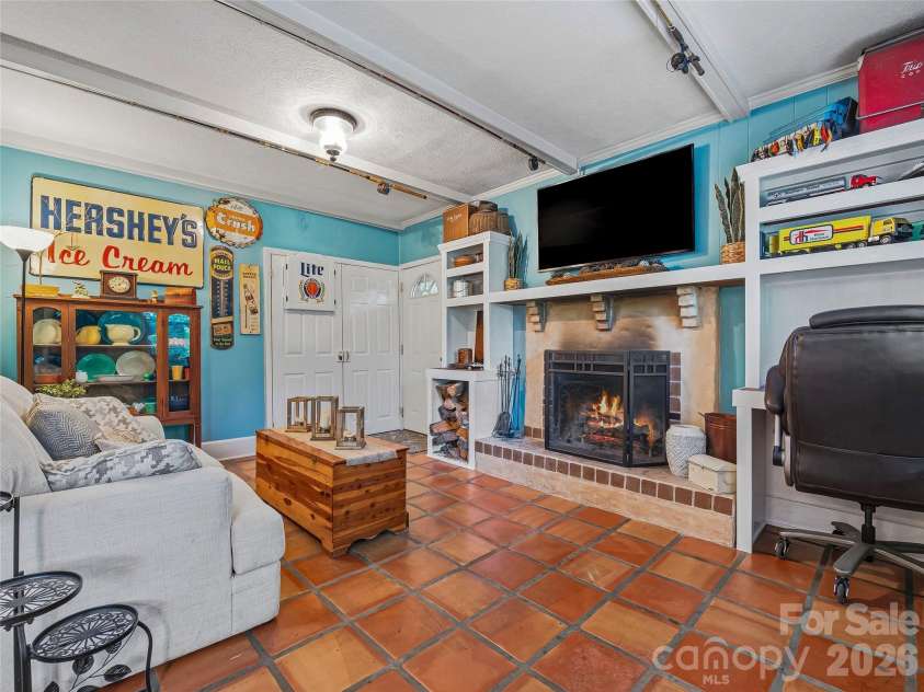 416 Cherokee Avenue, Black Mountain, NC 28711.  MLS# CAR4330813, YatesRealty ID 1618. 