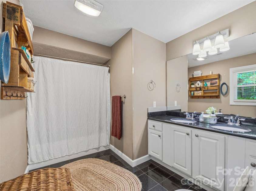 416 Cherokee Avenue, Black Mountain, NC 28711.  MLS# CAR4330813, YatesRealty ID 1618. 