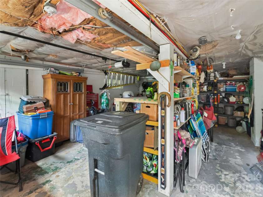 416 Cherokee Avenue, Black Mountain, NC 28711.  MLS# CAR4330813, YatesRealty ID 1618. 