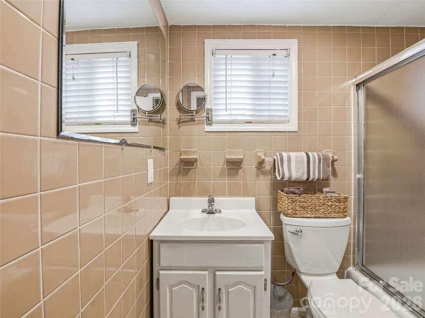 416 Cherokee Avenue, Black Mountain, NC 28711.  MLS# CAR4330813, YatesRealty ID 1618. 