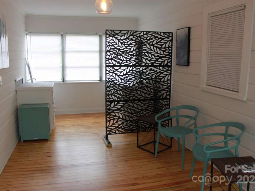 608 US 221A Highway, Forest City, NC 28043.  MLS# CAR4184032, YatesRealty ID 1618. 