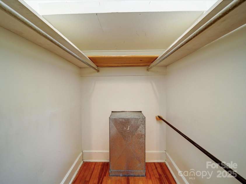 318 Chestnut Avenue, Kannapolis, NC 28081.  MLS# CAR4260562, YatesRealty ID 16180. 