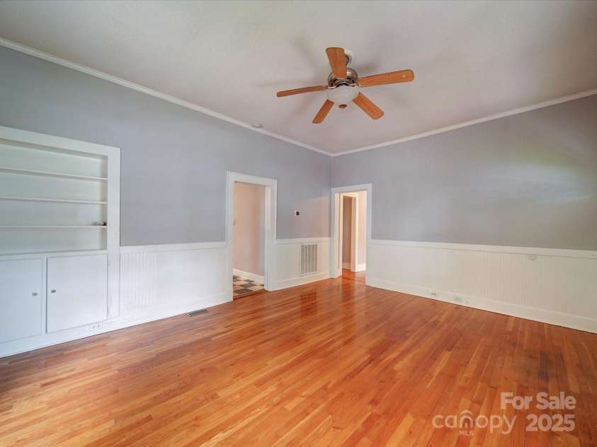 318 Chestnut Avenue, Kannapolis, NC 28081.  MLS# CAR4260562, YatesRealty ID 16180. Original hardwoods invite you home.