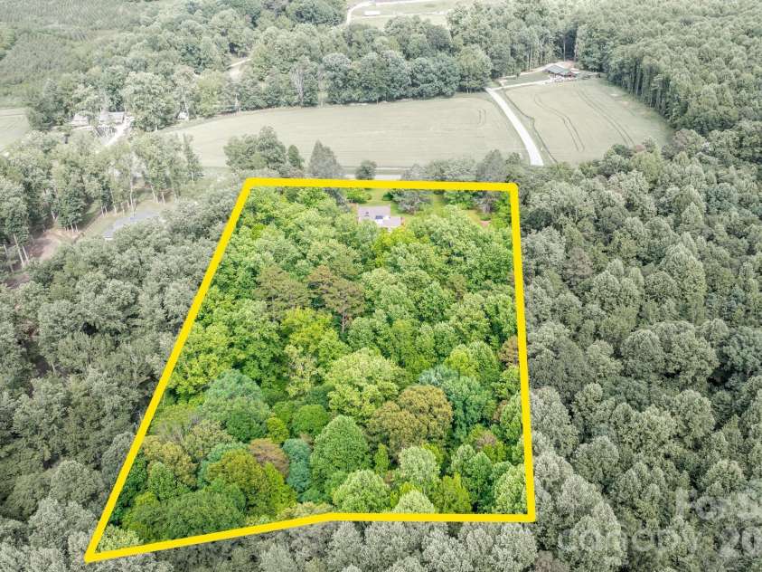 1567 Jennings Road, Statesville, NC 28625.  MLS# CAR4362477, YatesRealty ID 16181. 
